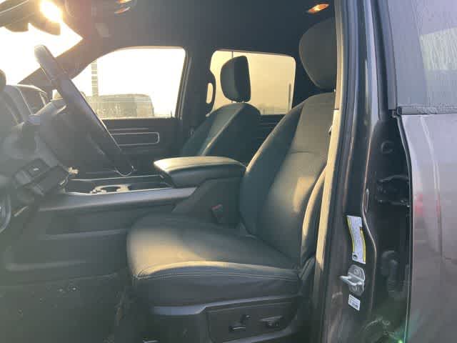 2019 RAM 2500 Big Horn Crew Cab 4x4 6'4' Box
