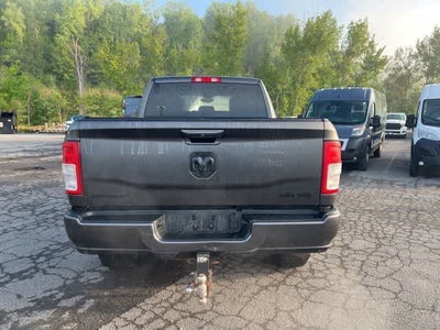 2019 RAM 2500 Big Horn Crew Cab 4x4 6'4' Box