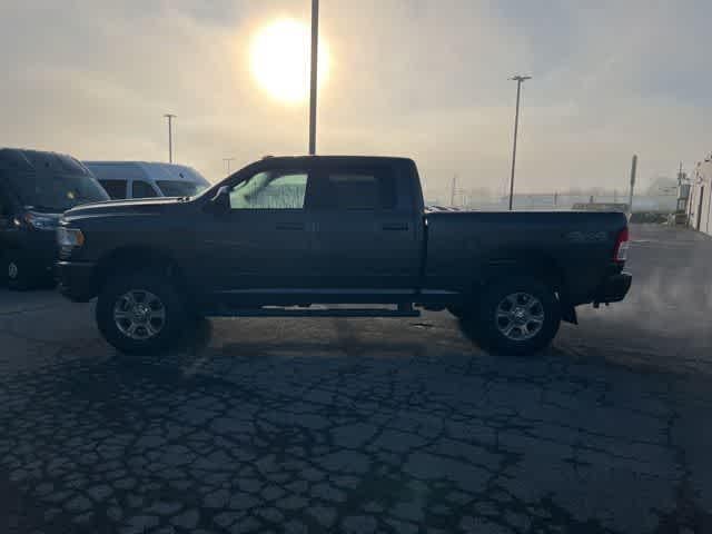 2019 RAM 2500 Big Horn Crew Cab 4x4 6'4' Box