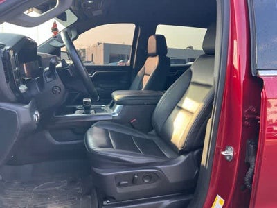 2024 GMC Sierra 1500 4WD Crew Cab Short Box SLT