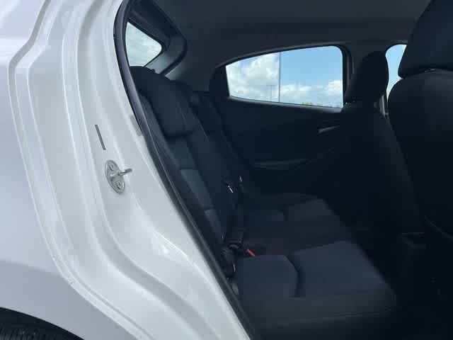 2020 Toyota Yaris LE