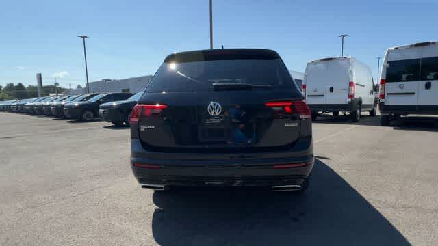 2021 Volkswagen Tiguan 2.0T SE R-Line Black