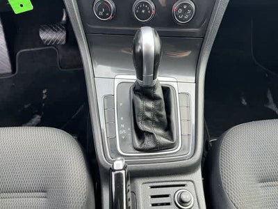 2018 Volkswagen Golf SportWagen TSI S