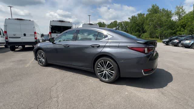2024 Lexus ES 250 ES 250