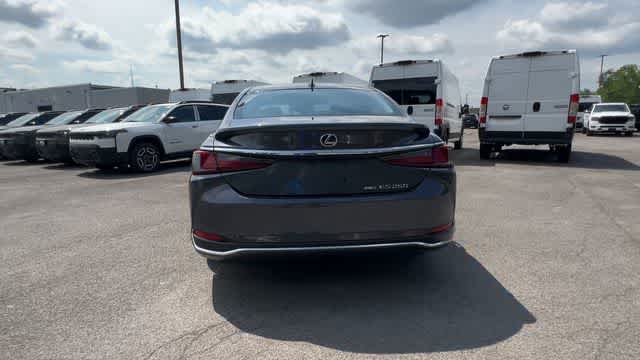 2024 Lexus ES 250 ES 250