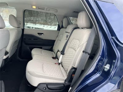 2022 Nissan Pathfinder SV 4WD