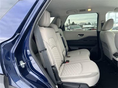 2022 Nissan Pathfinder SV 4WD