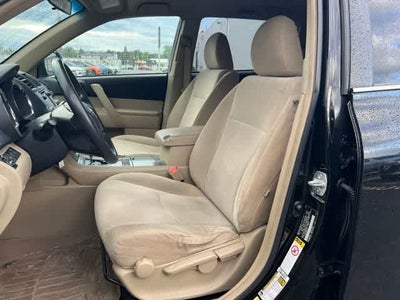 2013 Toyota Highlander Base V6