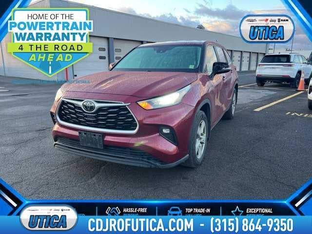 2020 Toyota Highlander LE