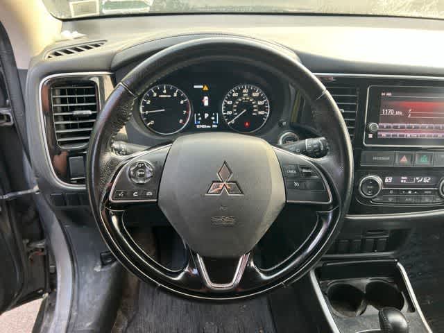 2017 Mitsubishi Outlander SE