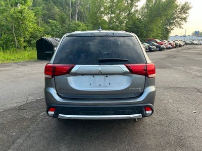 2017 Mitsubishi Outlander SE