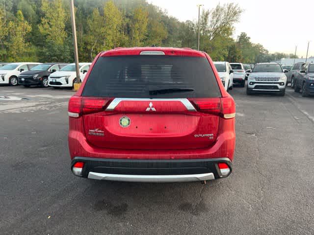 2016 Mitsubishi Outlander SE