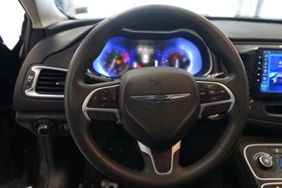 2015 Chrysler 200 LX