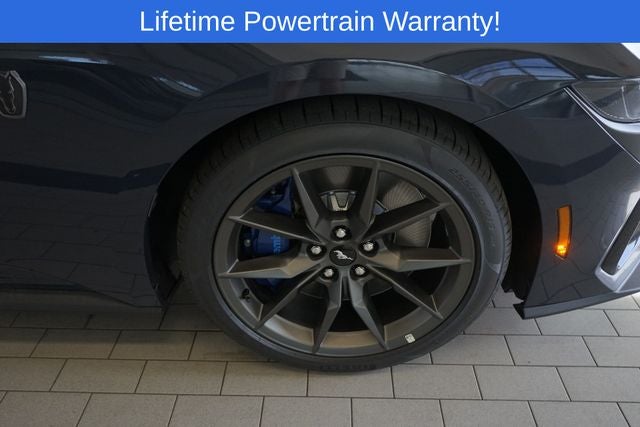 2025 Ford Mustang Dark Horse