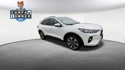 2025 Ford Escape Hybrid Platinum