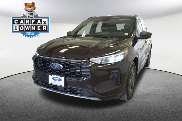 2023 Ford Escape ST-Line AWD's photo