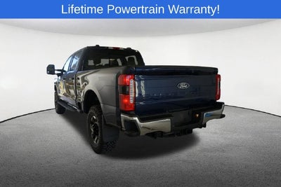 2027 Ford F-350SD Lariat
