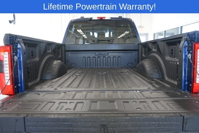2027 Ford F-350SD Lariat