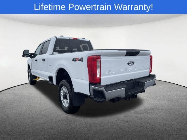 2027 Ford F-350SD XLT