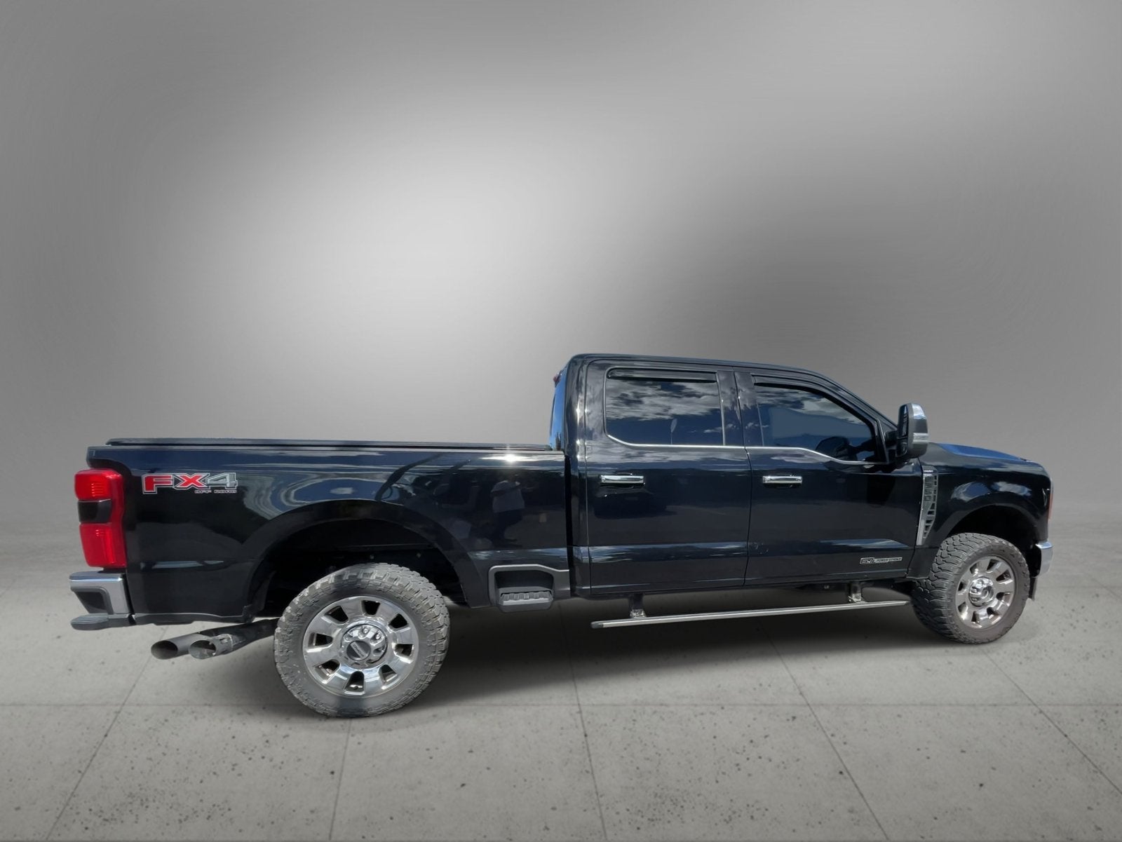 2023 Ford F-350SD Lariat