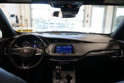 2023 Cadillac XT4 Luxury