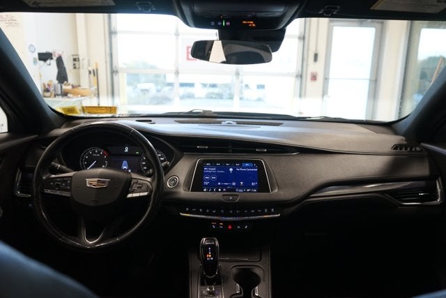 2023 Cadillac XT4 Luxury