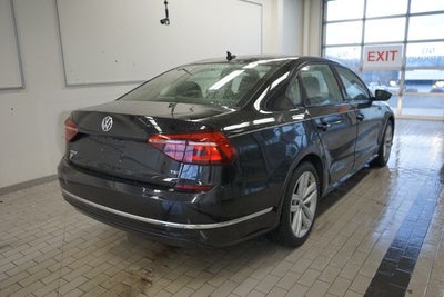 2019 Volkswagen Passat 2.0T Wolfsburg