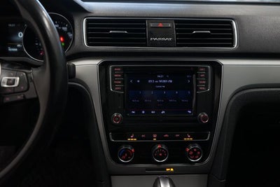 2019 Volkswagen Passat 2.0T Wolfsburg