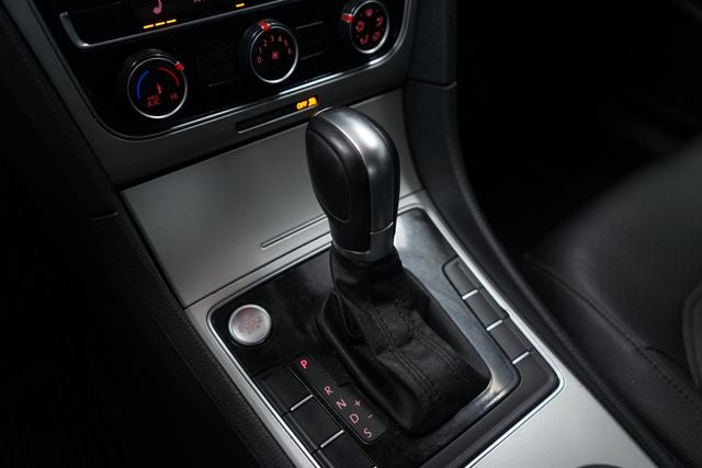 2019 Volkswagen Passat 2.0T Wolfsburg