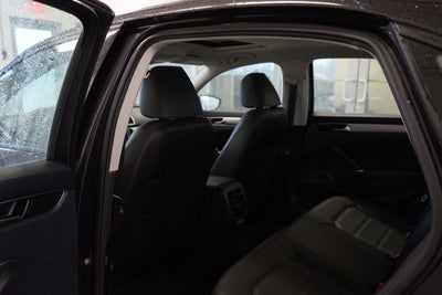 2019 Volkswagen Passat 2.0T Wolfsburg