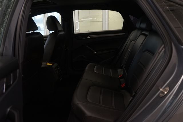 2021 Volkswagen Passat 2.0T R-Line