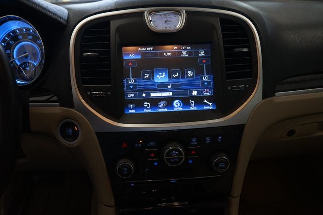 2012 Chrysler 300 Limited