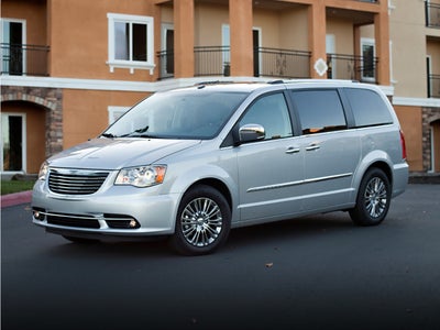 2012 Chrysler Town & Country Limited