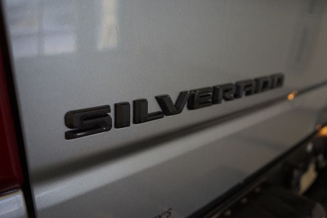 2023 Chevrolet Silverado 1500 LT LT1