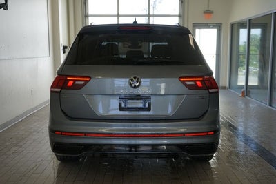 2024 Volkswagen Tiguan 2.0T SE R-Line Black