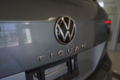 2024 Volkswagen Tiguan 2.0T SE R-Line Black