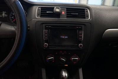 2014 Volkswagen Jetta 1.8T SE w/Connectivity/Sunroof
