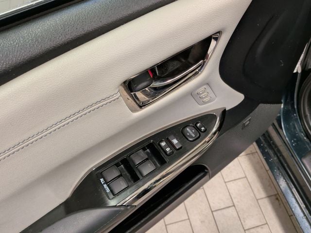 2015 Toyota Avalon Hybrid Limited