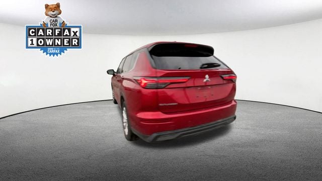 2025 Mitsubishi Outlander ES