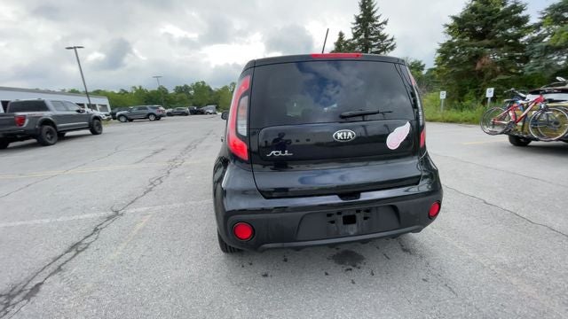 2017 Kia Soul Base