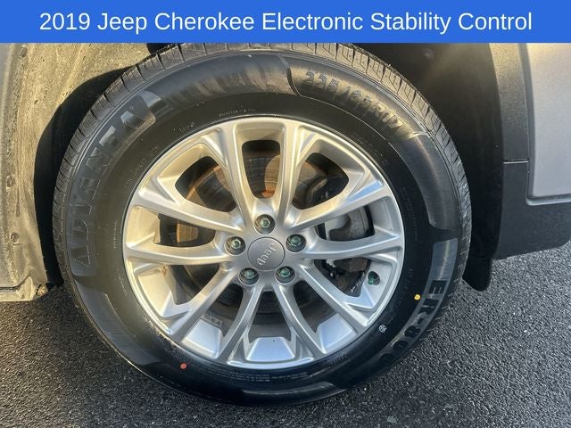 2019 Jeep Cherokee Latitude