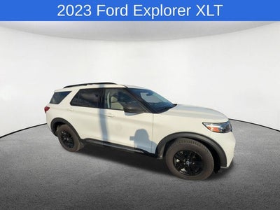 2023 Ford Explorer XLT