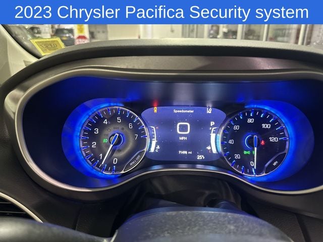 2023 Chrysler Pacifica Touring L