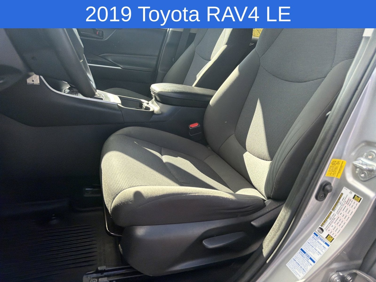 2019 Toyota RAV4 LE