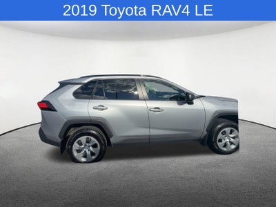 2019 Toyota RAV4 LE