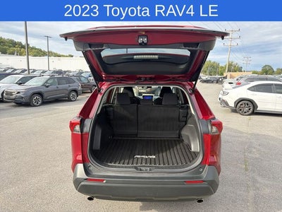2023 Toyota RAV4 LE