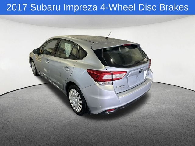 2017 Subaru Impreza 2.0i