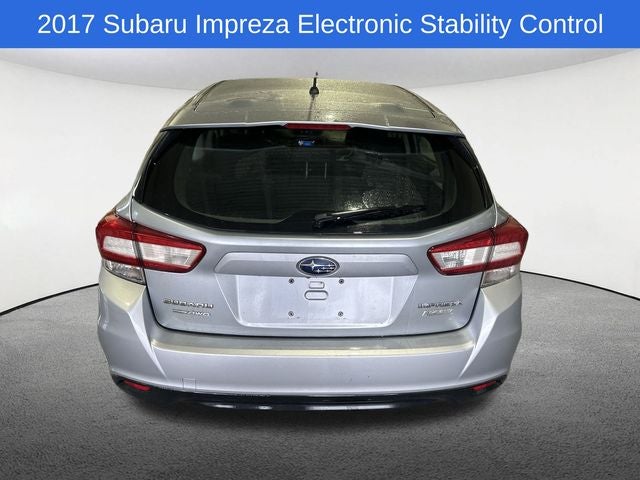 2017 Subaru Impreza 2.0i