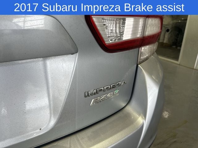 2017 Subaru Impreza 2.0i