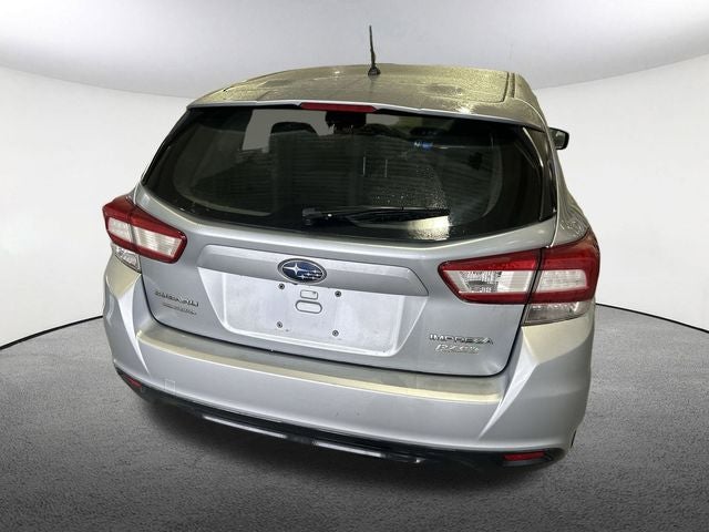 2017 Subaru Impreza 2.0i